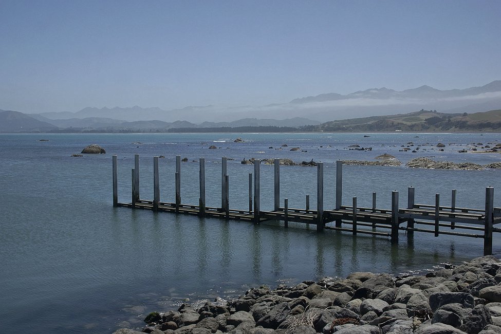 nz12-01-30_075.jpg - South Bay Kaikoura District Kaikoura